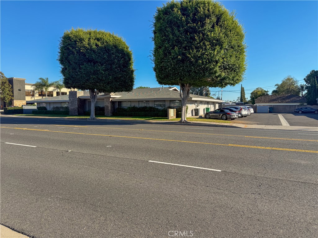 1044 E Chapman 1042, Orange CA 92866 - photo 2