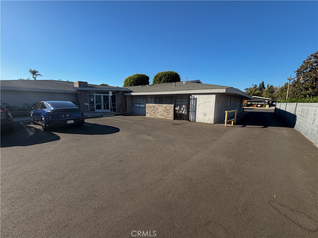 1044 E Chapman 1042, Orange CA 92866 - photo 4