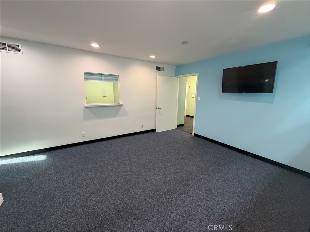 1044 E Chapman 1042, Orange CA 92866 - photo 14