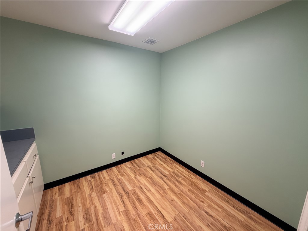 1044 E Chapman 1042, Orange CA 92866 - photo 19