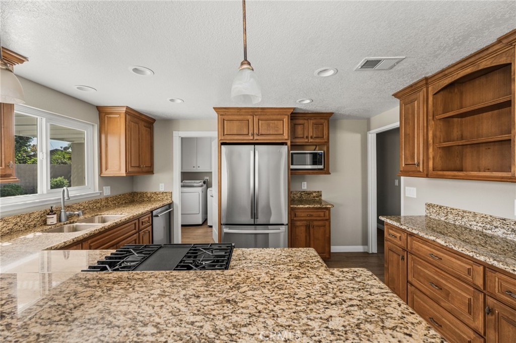 1046 E Chalynn, Orange CA 92866 - photo 11