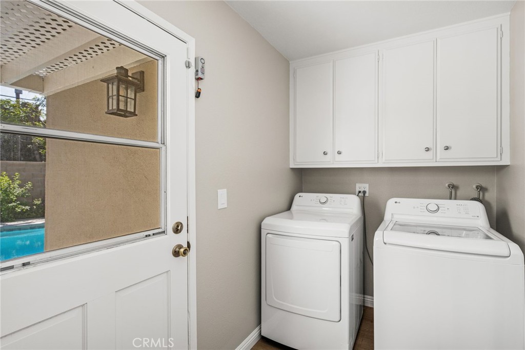 1046 E Chalynn, Orange CA 92866 - photo 17