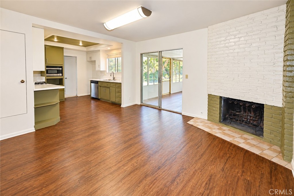 1087 N Greengrove, Orange CA 92867 - photo 3