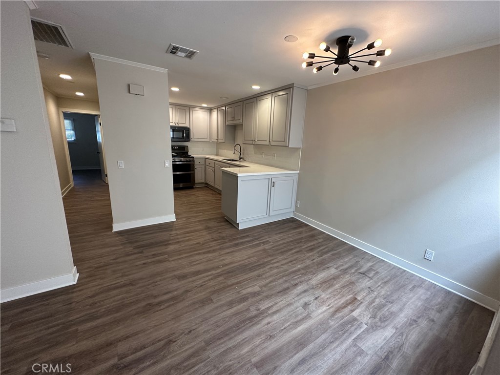 119 S Glassell Street B, Orange CA 92866 - photo 1