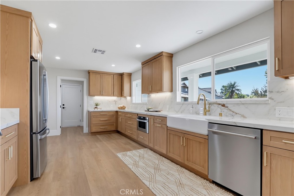 1195 N Lincoln, Orange CA 92867 - photo 9