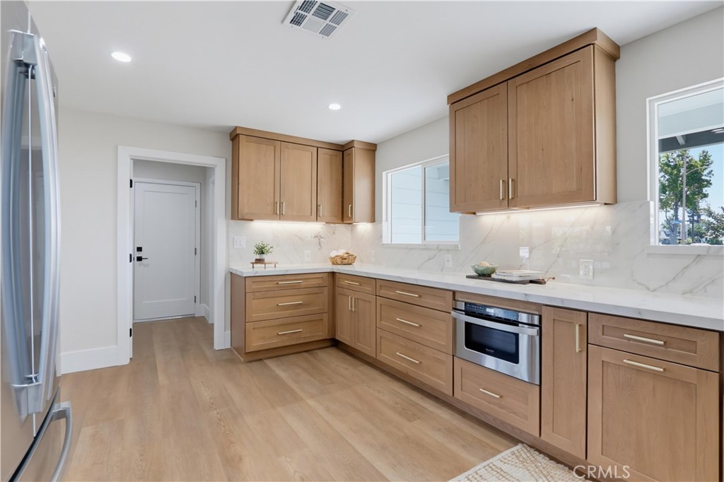 1195 N Lincoln, Orange CA 92867 - photo 10