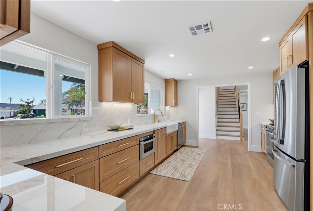 1195 N Lincoln, Orange CA 92867 - photo 12