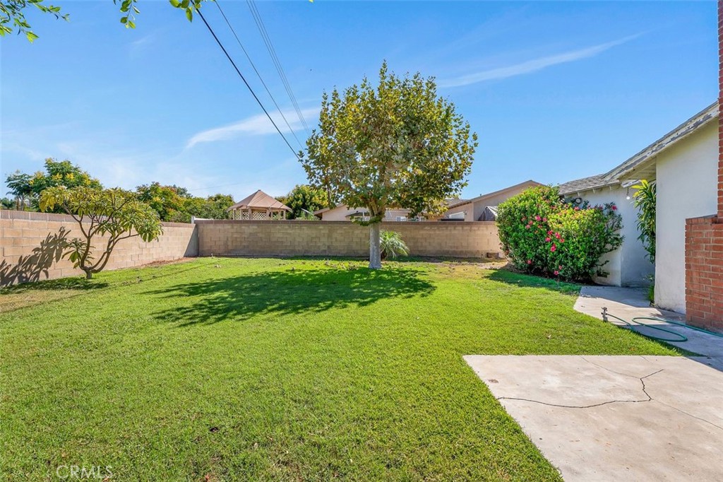 1201 E. St. James Ave, Orange CA 92865 - photo 1