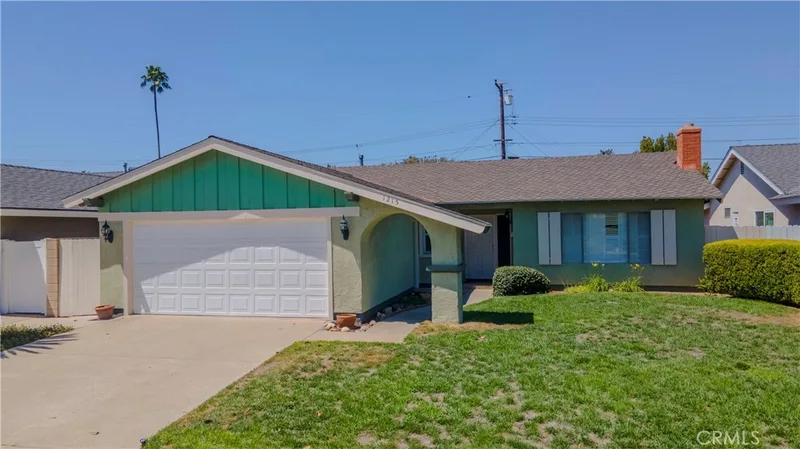 1215 E Mardell, Orange