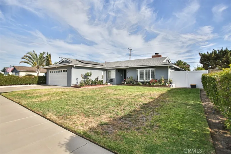 1232 E Vanowen Avenue, Orange, CA 92867