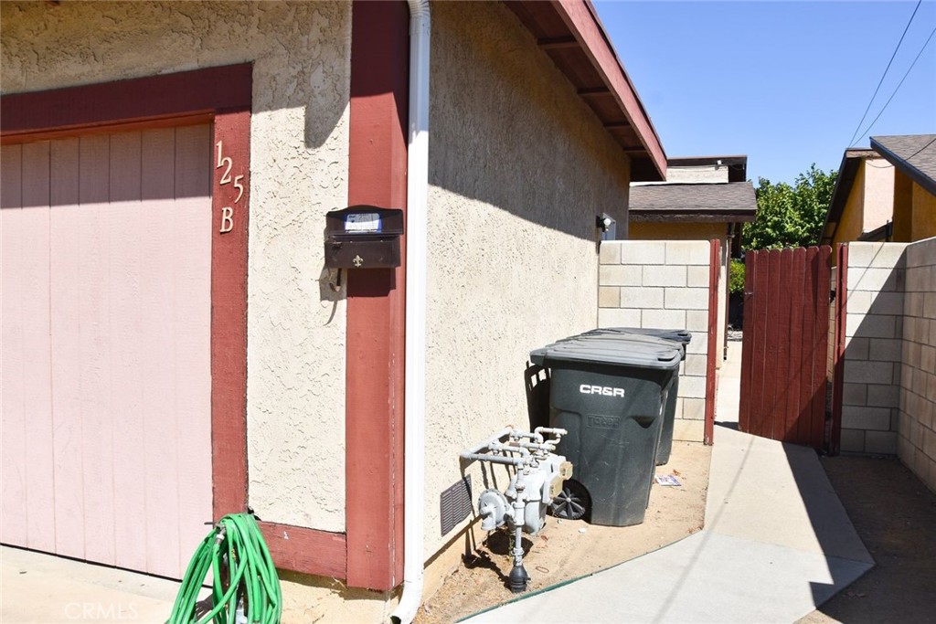 125 S Cypress, Orange CA 92866 - photo 1
