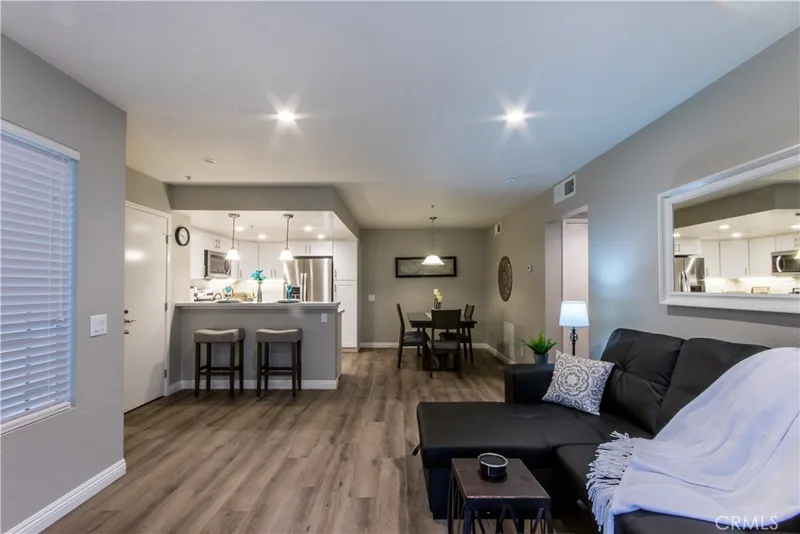 129 N Cross Creek, Orange, CA 92869