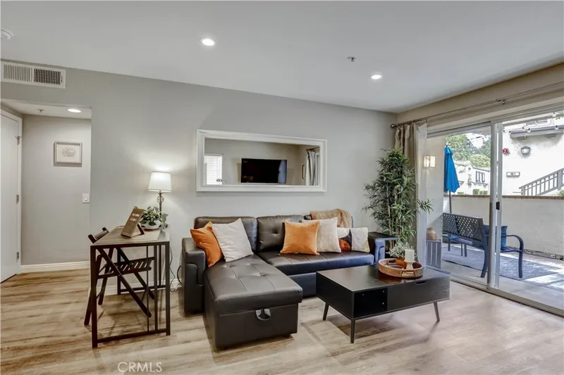 129 N Cross Creek, Orange, CA 92869