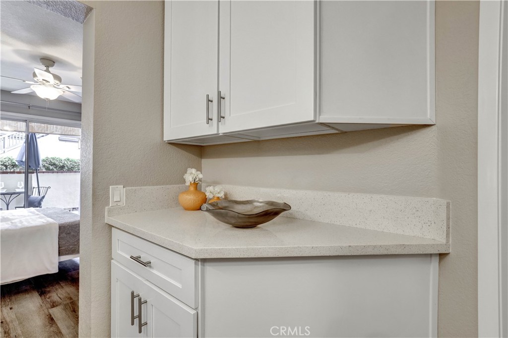 Linen closet - 129 N Cross Creek, Orange CA 92869 - photo 29