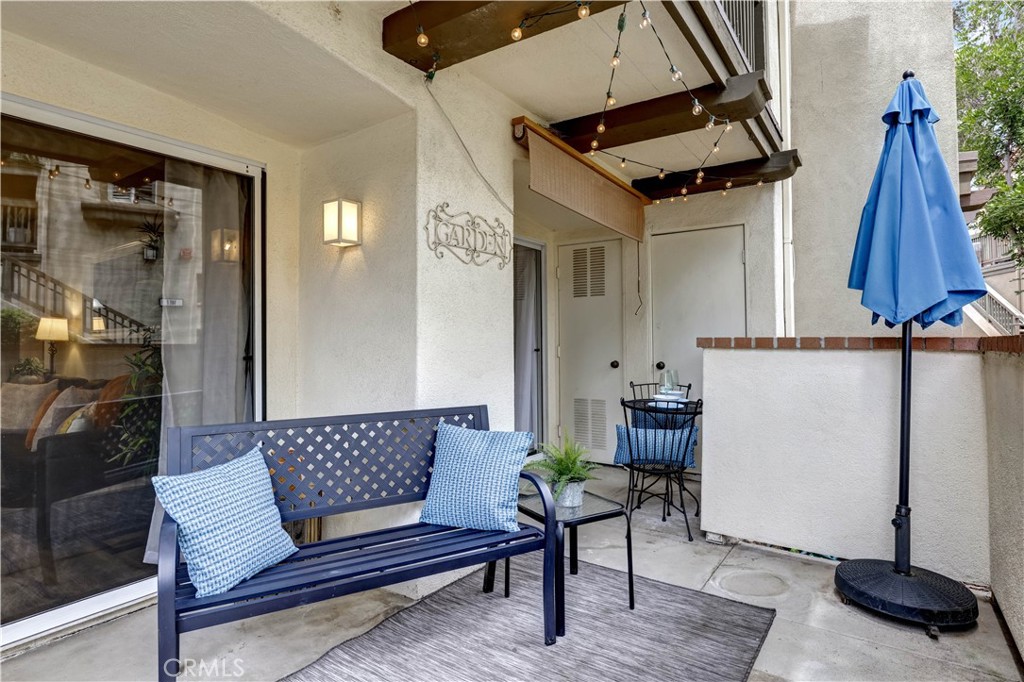 Private patio - 129 N Cross Creek, Orange CA 92869 - photo 35