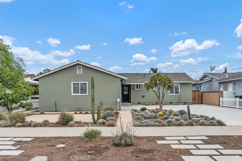 1319 E Monroe, Orange, CA 92867