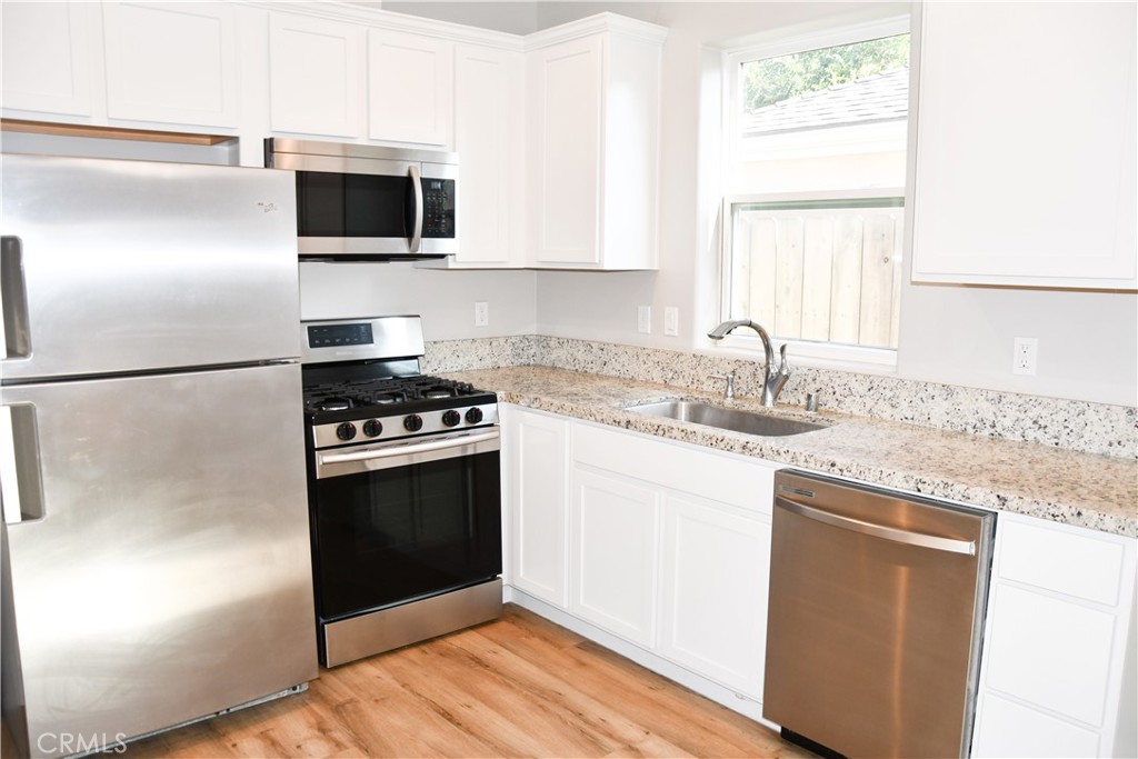 132 S Lime, Orange CA 92868 - photo 1