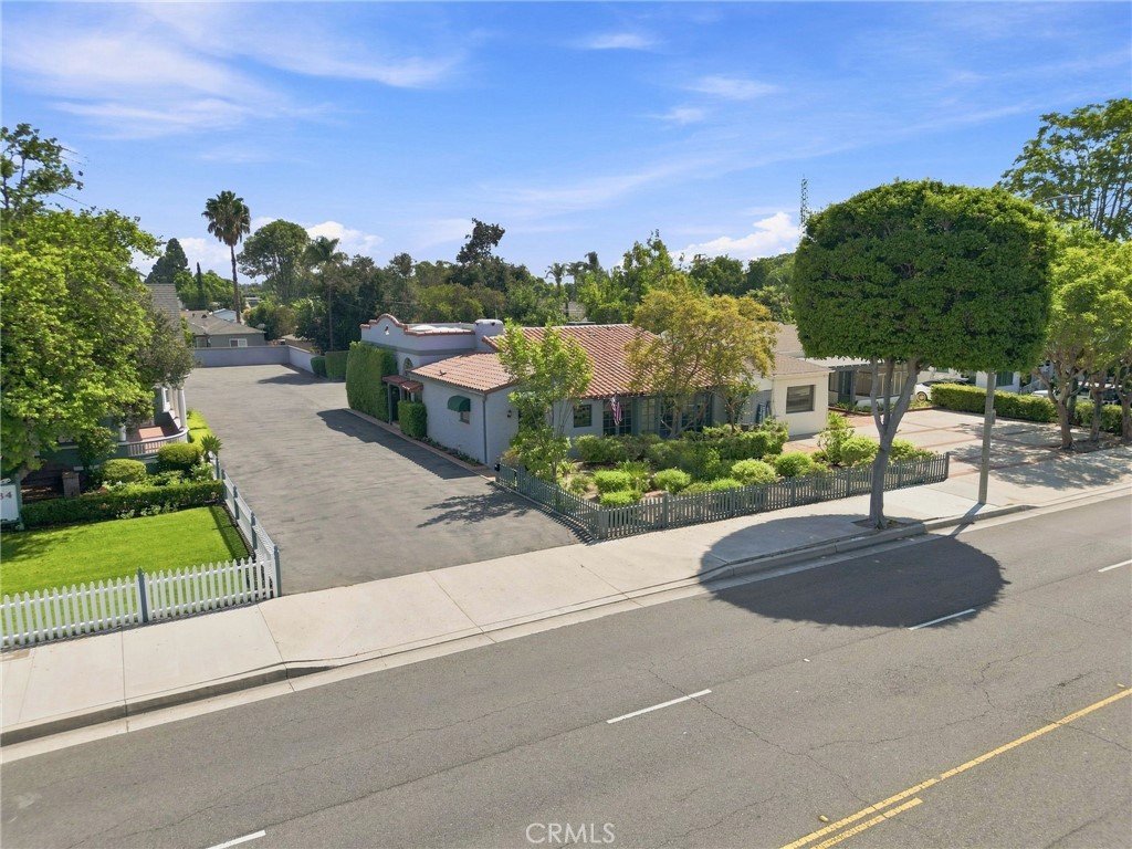 1324 E Chapman, Orange CA 92866 - photo 25