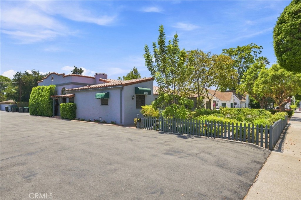 1324 E Chapman, Orange CA 92866 - photo 27