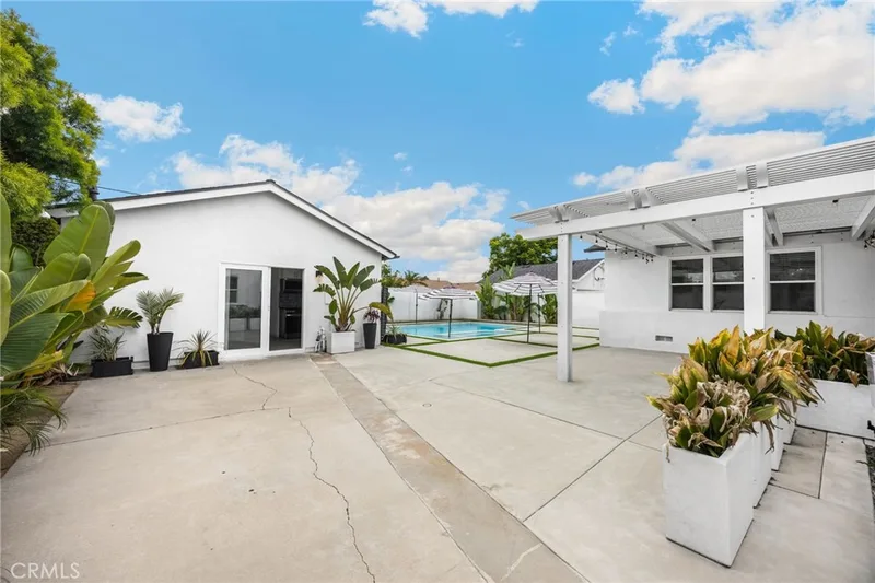 1404 E Rose, Orange, CA 92867