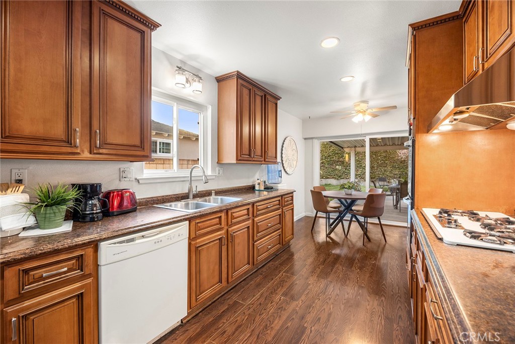 1420 N Sacramento, Orange CA 92867 - photo 1