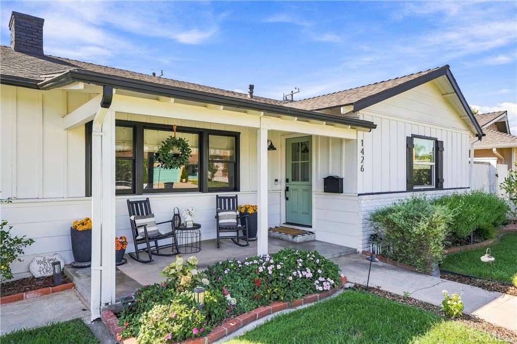 1426 E Sycamore, Orange CA 92866 - photo 2