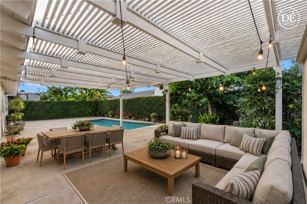 Virtual Staging - 1529 E San Alto, Orange CA 92865 - photo 10