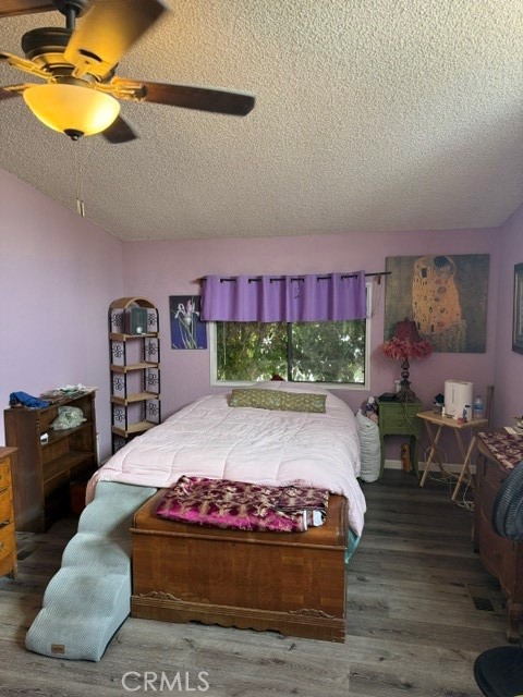 PRIMARY SUITE INCLUDES WALK-IN CLOSET & IT'S OWN BATHROOM - 1540 75 E Trenton, Orange CA 92867 - photo 5