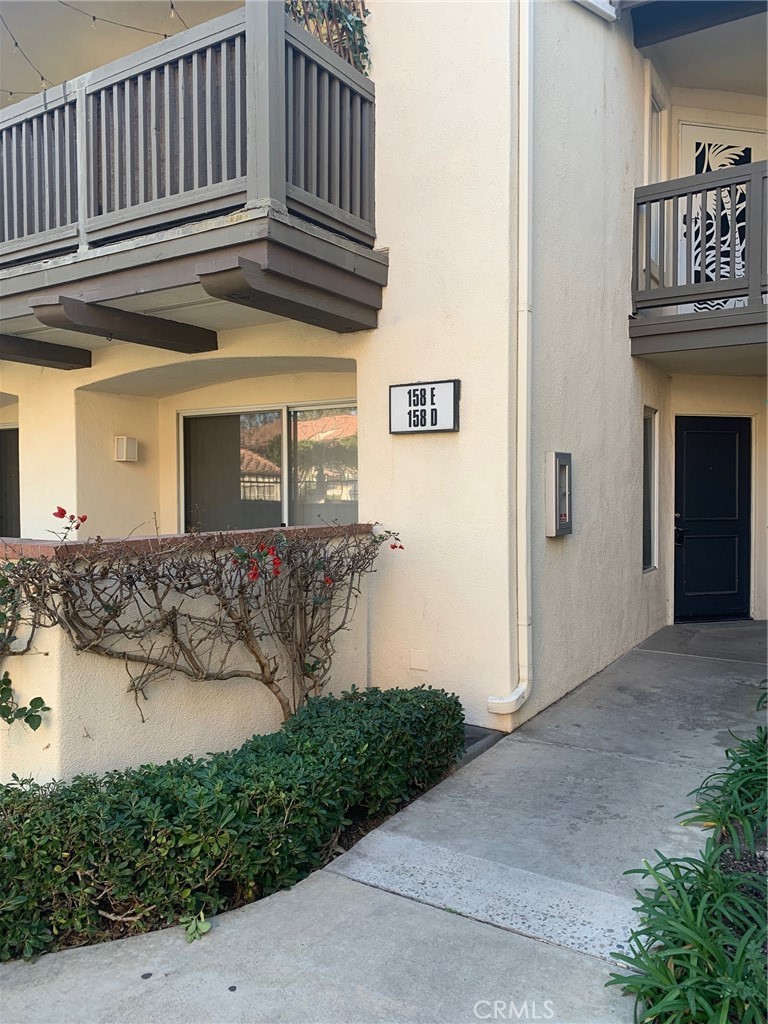 158 S Cross Creek Road D, Orange CA 92869 - photo 1