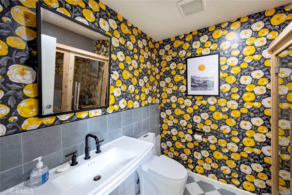 1652 N Pala Place, Orange CA 92867 - photo 4