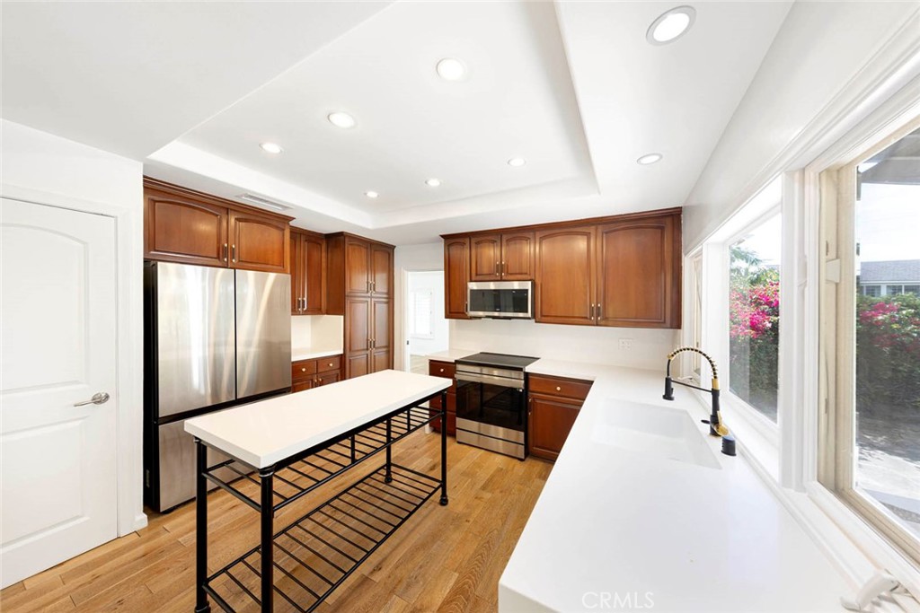 1652 N Pala Place, Orange CA 92867 - photo 11