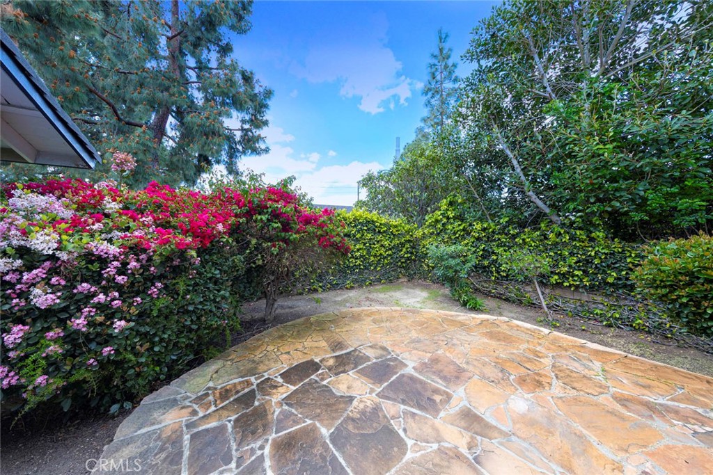 1652 N Pala Place, Orange CA 92867 - photo 24