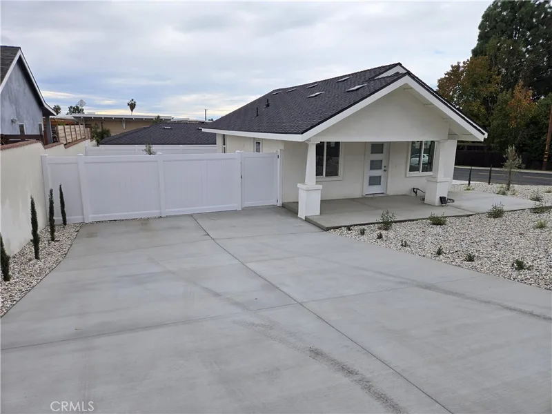 16742 E Main Street, Orange, CA 92865