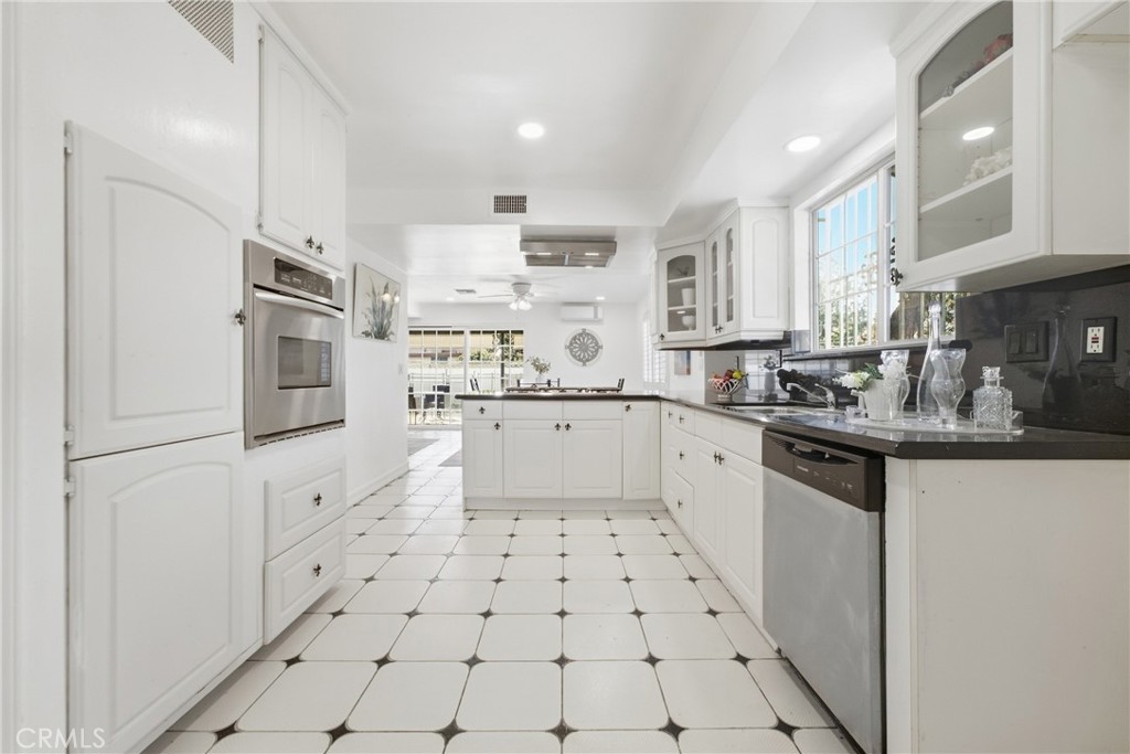 1688 N Shaffer, Orange CA 92867 - photo 32