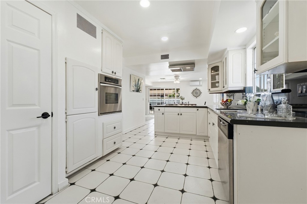 1688 N Shaffer, Orange CA 92867 - photo 33
