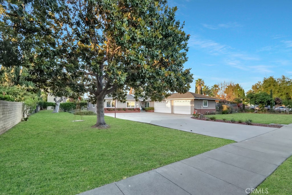 Welcome to 1721 W. Palmyra, where a rare 1-acre flat lot provides ample space for entertaining, expansion, and everyday - 1721 W Palmyra, Orange CA 92868 - photo 1