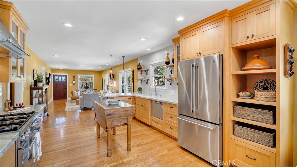 173 S Cypress, Orange CA 92866 - photo 22