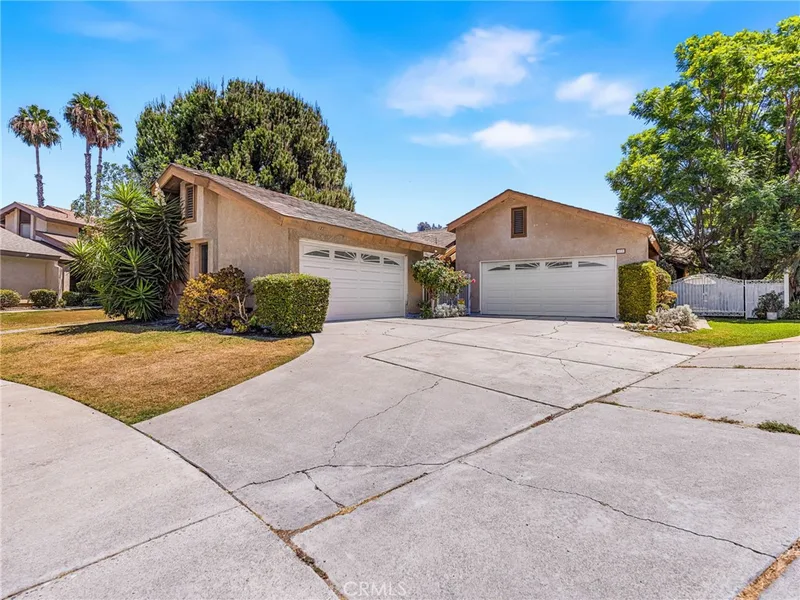 175 S Woodlawn Drive, Orange