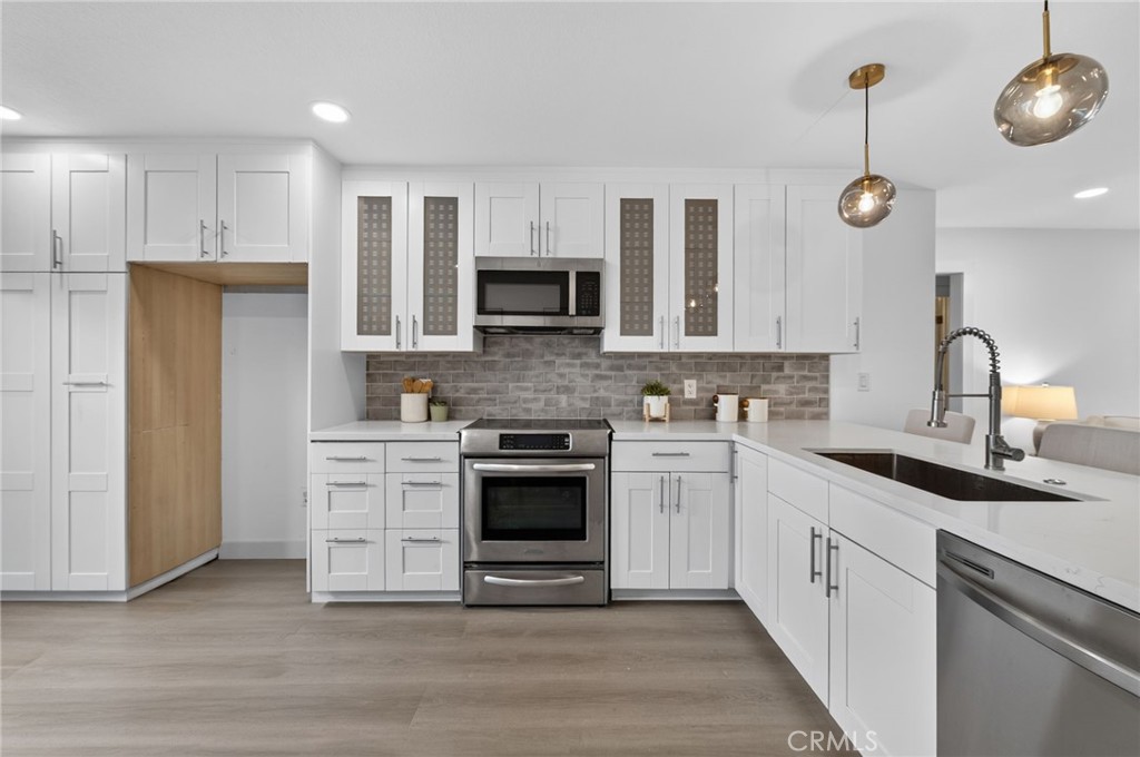 1800 E Heim Avenue 22, Orange CA 92865 - photo 3