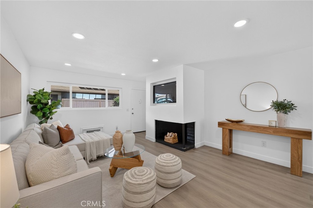 1800 E Heim Avenue 22, Orange CA 92865 - photo 8