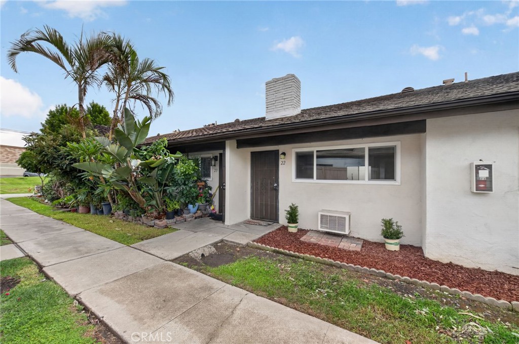 1800 E Heim Avenue 22, Orange CA 92865 - photo 29