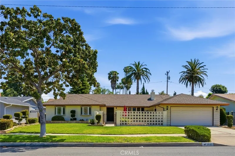 1841 N Lincoln, Orange, CA 92865