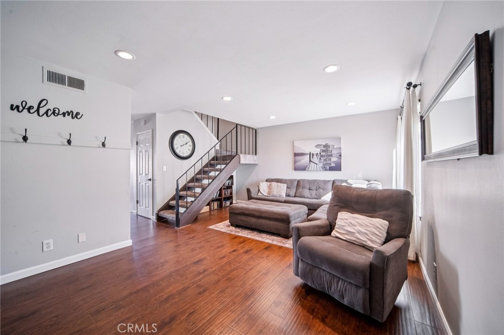 18972 E Appletree, Orange CA 92869 - photo 1