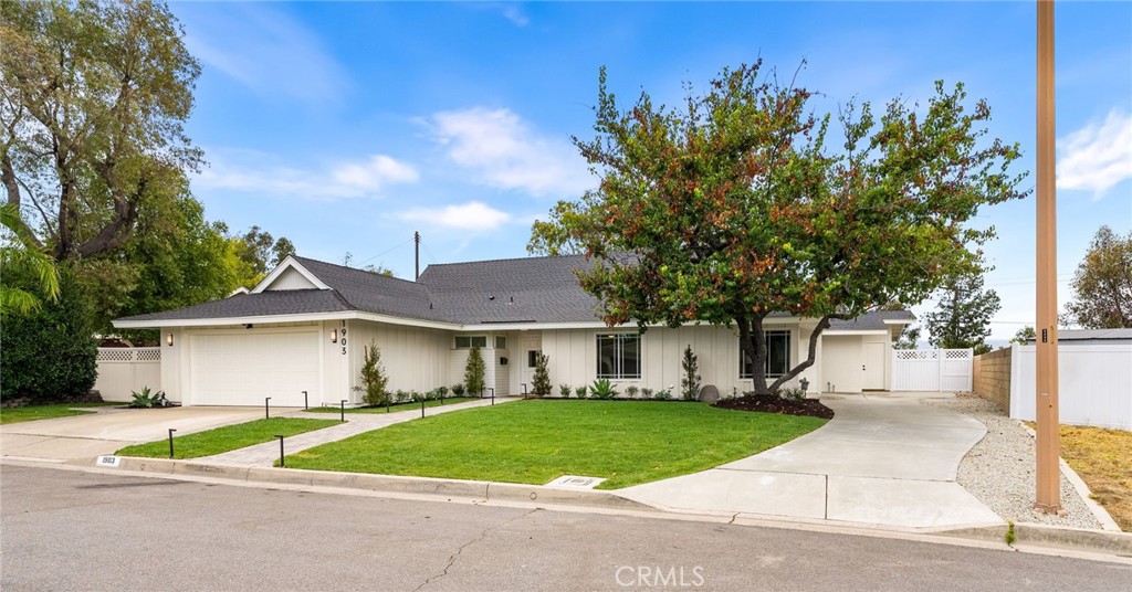 1903 E Bolingridge, Orange CA 92865 - photo 1