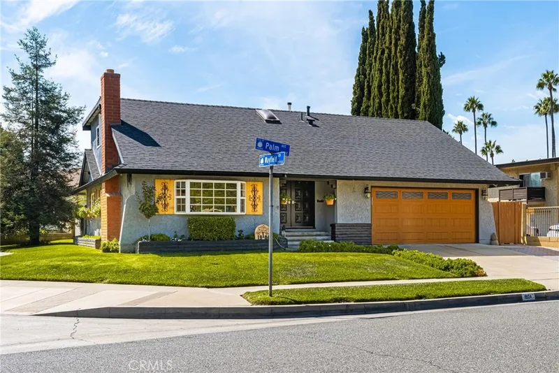 1904 E Palm Avenue, Orange, CA 92867