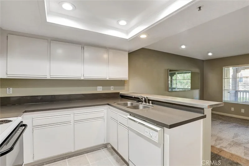 192 S Cross Creek D, Orange, CA 92869