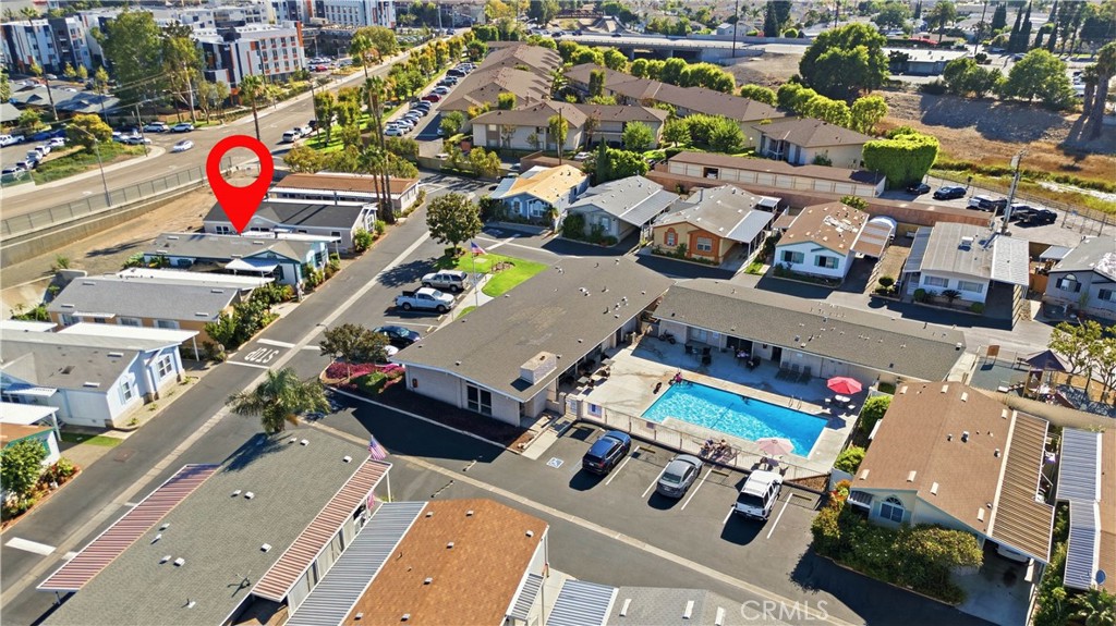 Community pool & Recreational Area - 1925 E La Veta Avenue 49, Orange CA 92866 - photo 59