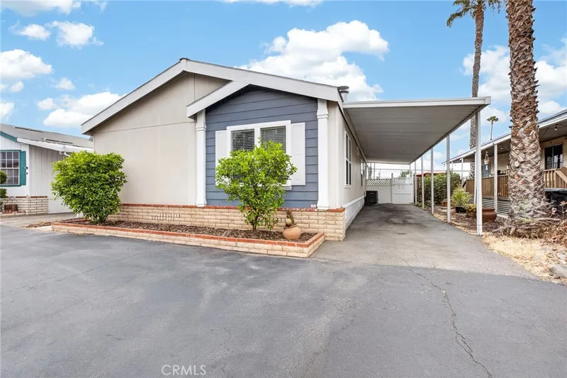 1925 E La Veta Avenue 50, Orange, CA 92866