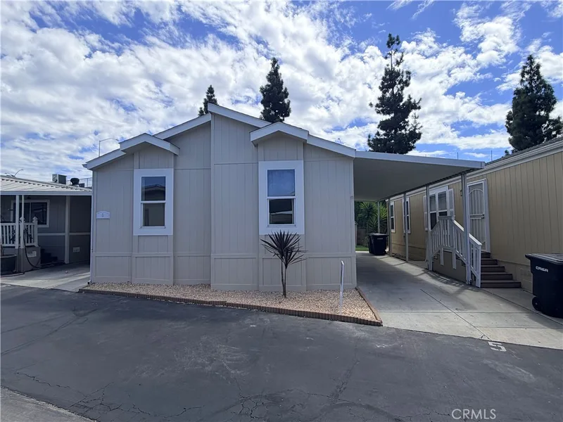 1931 E Meats Avenue 5, Orange