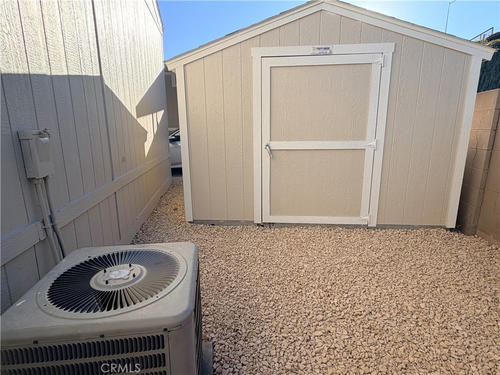 1931 E Meats Avenue 5, Orange CA 92865 - photo 4